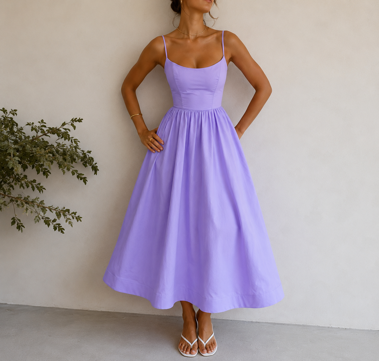Robe Calyra™ – Bretelles Fines & Jupe Évasée